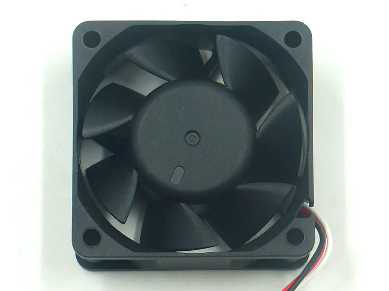 Ventilátor NMB 06025VE-24M-CT