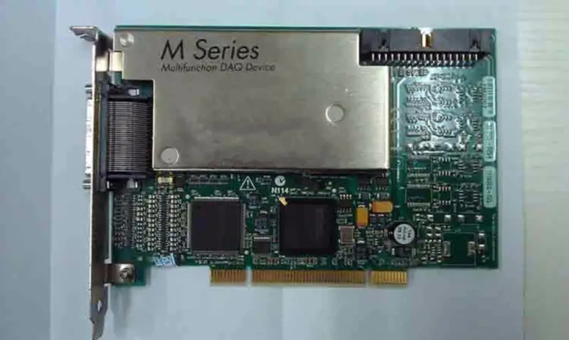 Karta NI PCI-6254 DAQ, analogový vstup, multifunkční