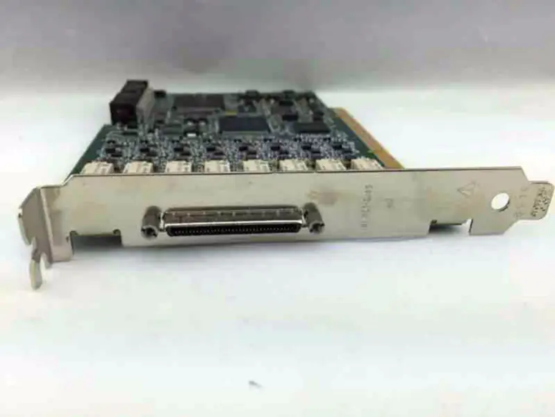 NI PCI-6143 778913-01 DAQ karta, 8 kanálů 16bitové simultánní vzorkování