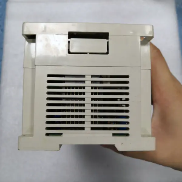 MITSUBIGHI FX2N-64MR-UA1