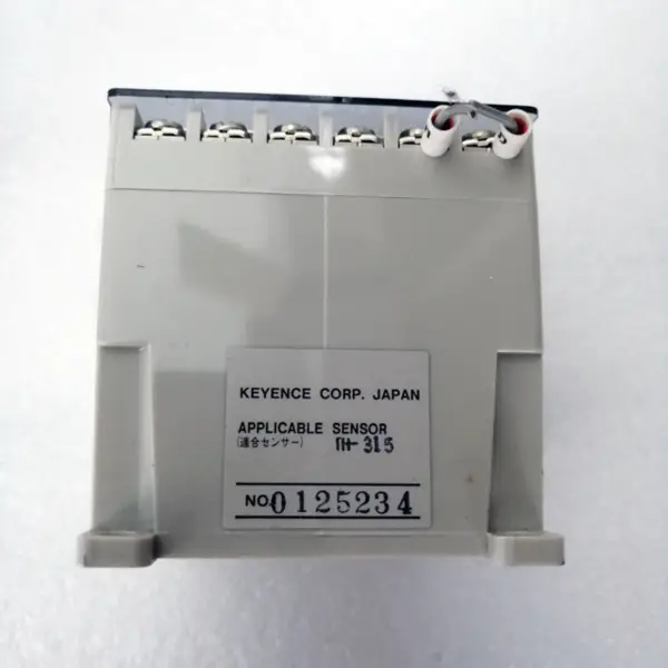 KEYENCE TA-340 Miniaturní kovový výstupní senzor