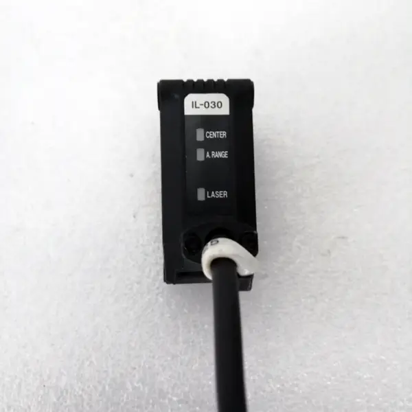 KEYENCE IL-030