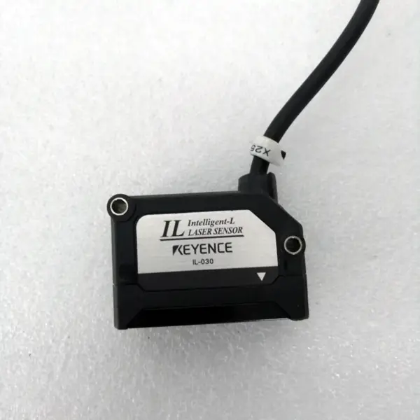 KEYENCE IL-030