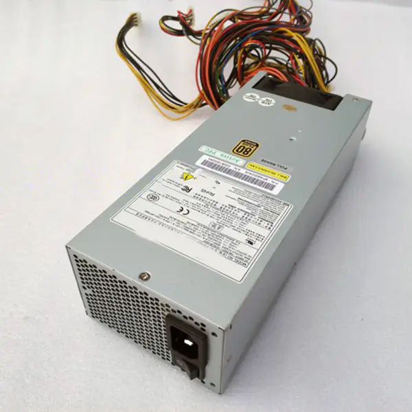 FSP600-702UH 600W serverový zdroj 2U