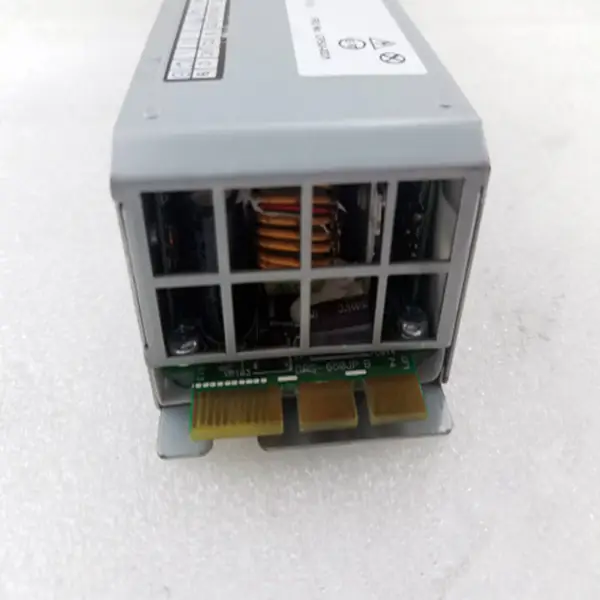 Spínaný zdroj Delta 650W DPS-650JB G