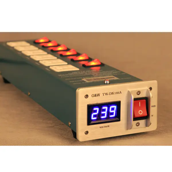 3000W 15A TW-DK166A filtr pro čističe napájení 6bitová zásuvka se zobrazením napětí
