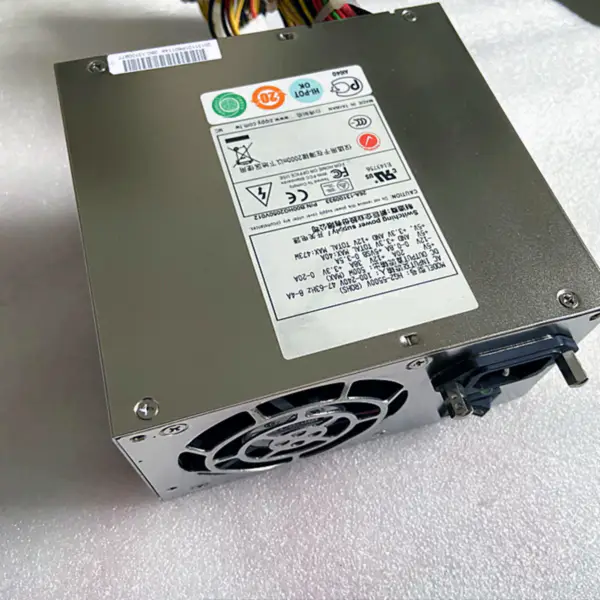 Zdroj napájení pro Zippy/Emacs 500W spínaný zdroj HG2-5500V