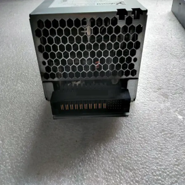 Zdroj napájení pro 3Y 575W spínaný zdroj YM-3571A CP-1401R2 FRUKE05-01