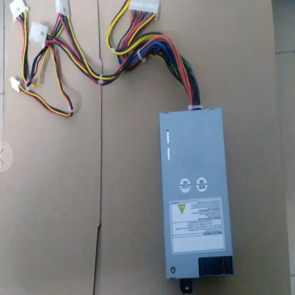 Napájecí zdroj pro malý 1U spínaný zdroj FSP200-63DL s výkonem DC200W