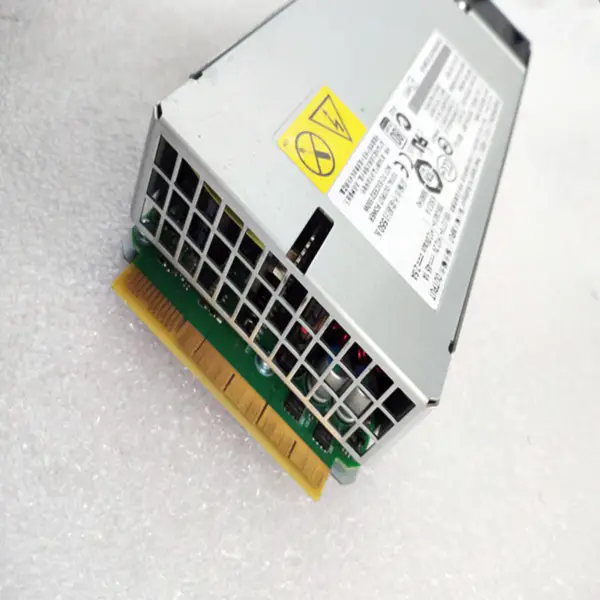 Zdroj napájení pro IBM X3550 X3650 M4 550W spínaný zdroj 7001676-J000 7001676-J002 94Y8065 94Y8064 94Y8112 94Y8111