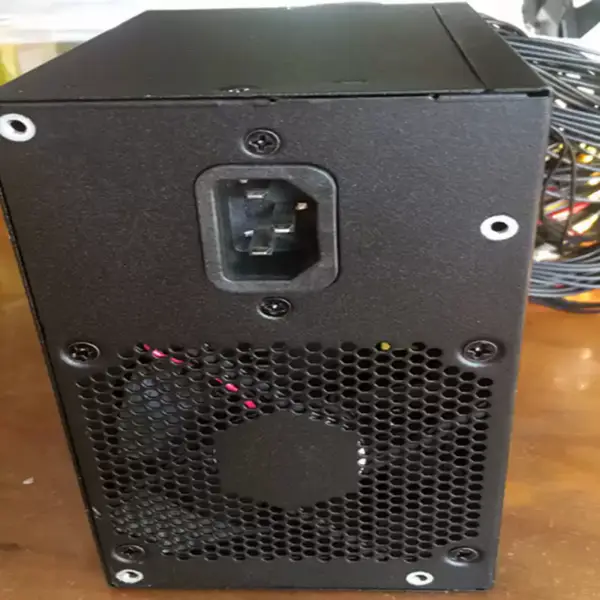 Zdroj napájení pro spínaný zdroj FSP 80plus Gold 350W FSP350-60AGBAK