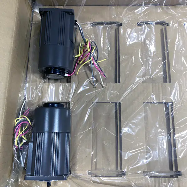 Jednofázový indukční motor Panasonic IP20 M7RX15GBV4Y 4P 15W S2(30min)