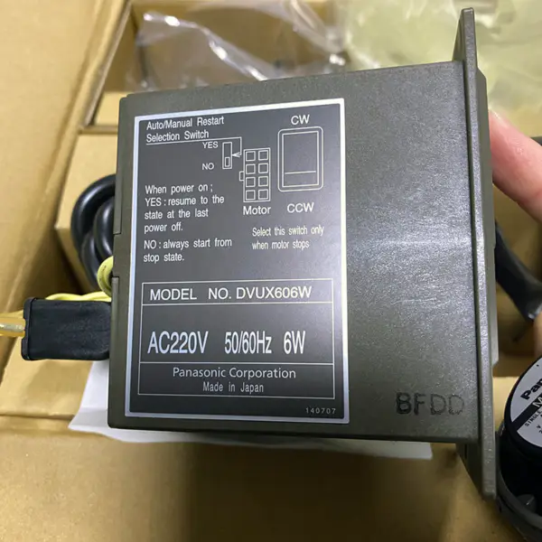 Jednofázový indukční motor Panasonic IP20 4P 5/6W M61X6GD4W