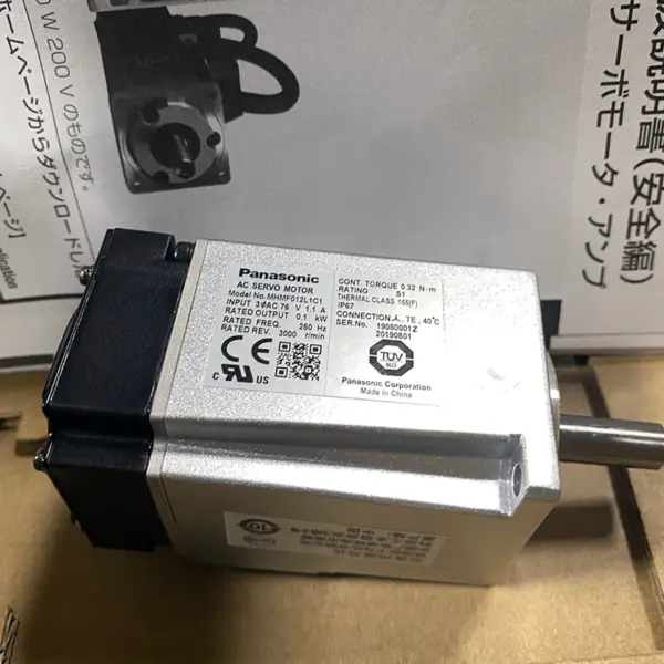 Střídavý servomotor Panasonic 0,1 kW MHMF012L1C1