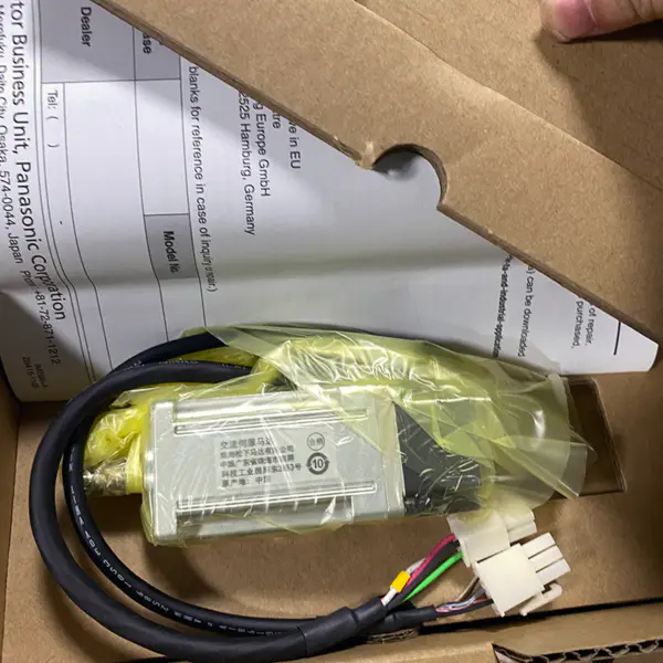 Střídavý servomotor Panasonic 0,1 kW MSMF012L1S2