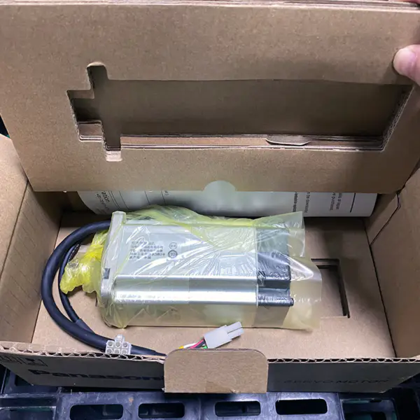 Střídavý servomotor Panasonic 0,2 kW MSMF022L1T2