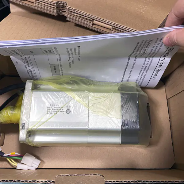 Střídavý servomotor Panasonic 0,75 kW MSMF082L1T2