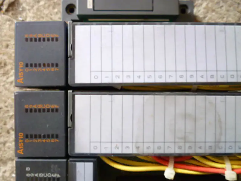 Mitsubishi PLC A1SY10