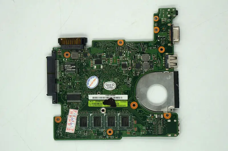 Základní deska Asus 1015CX