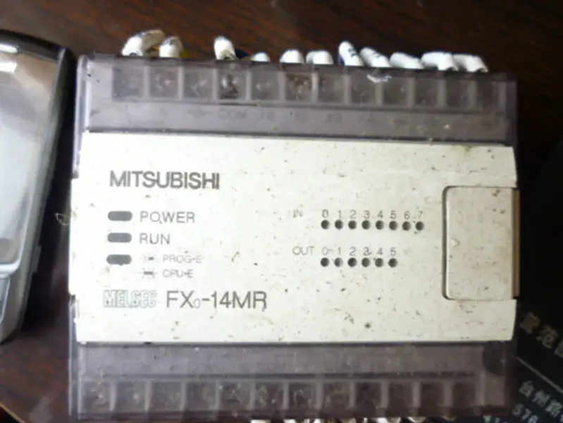 Mitsubishi PLC FX0-14MR