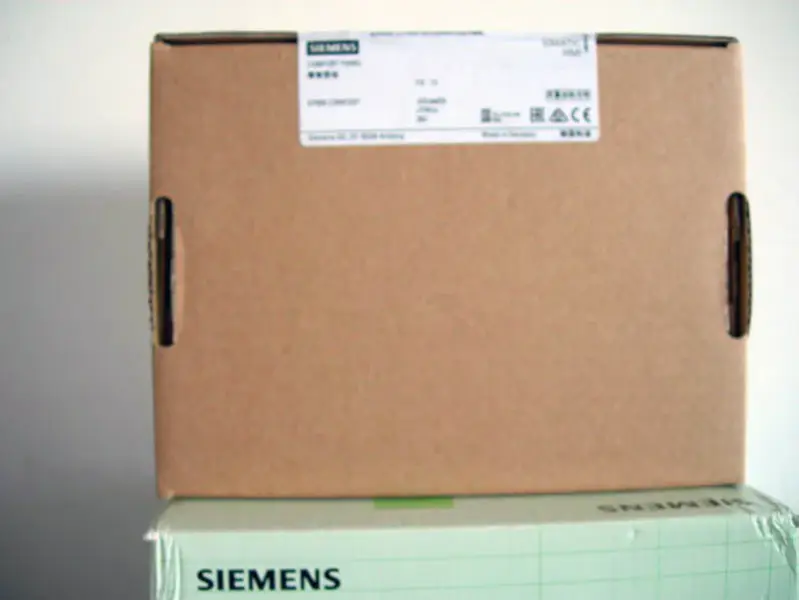 Siemens 6AV2124-1DC01-0AX0