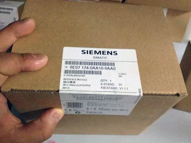 Siemens 6ES7174-0AA10-0AA0