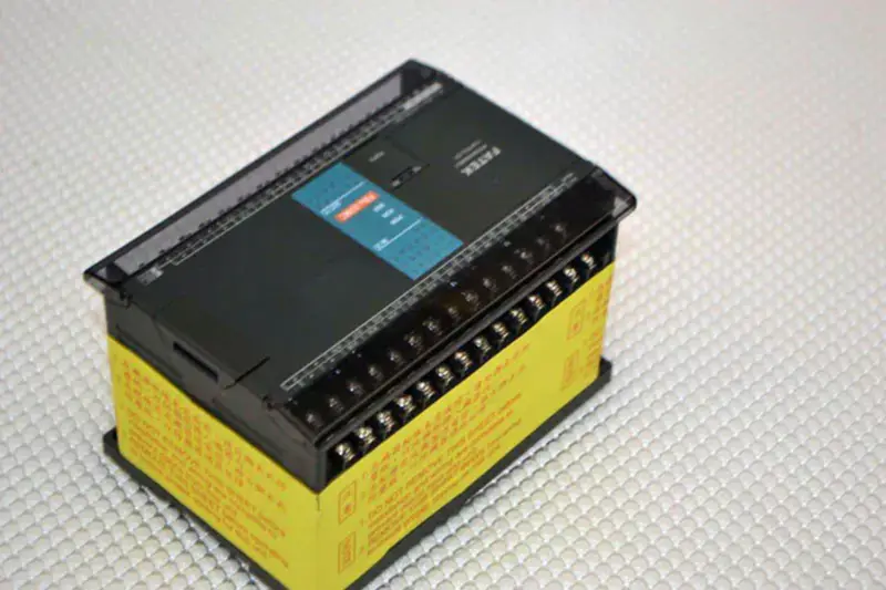 Fatek FBs-32MCT2