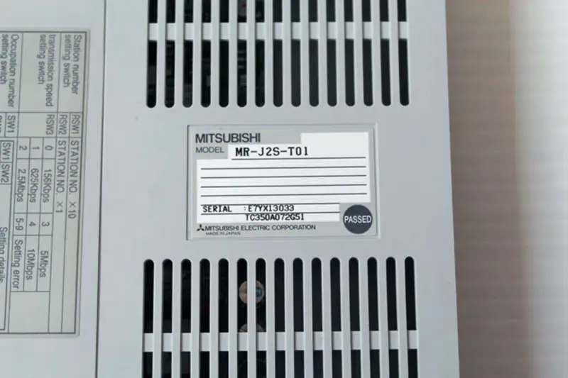 Mitsubishi MR-J2S-T01