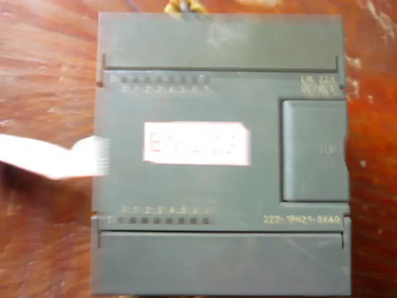 Siemens PLC EM223 6ES7 223-1PH21-0XA0