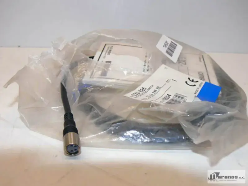 Omron E3Z-R86