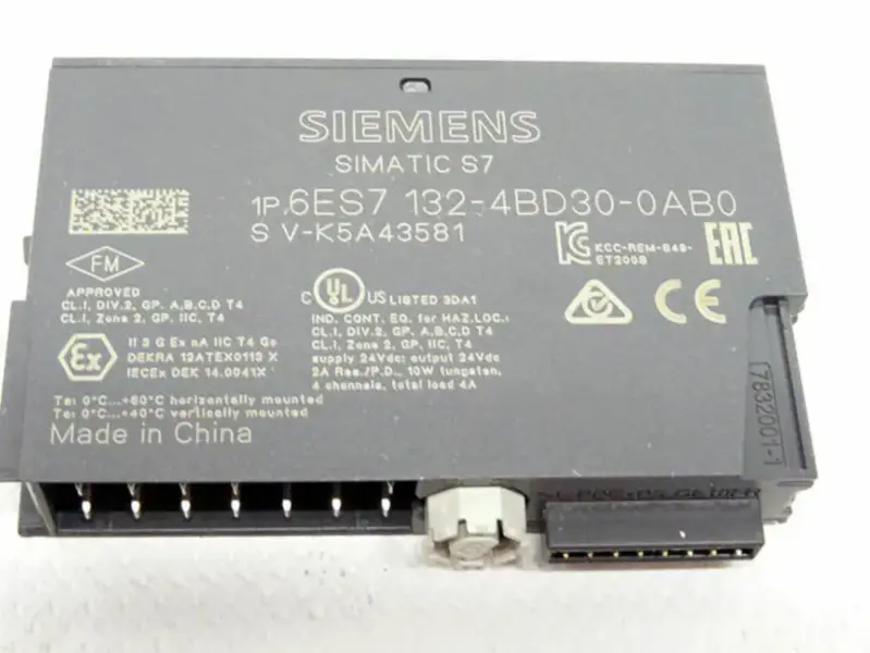 Siemens 6ES7132-4BD30-0AB0