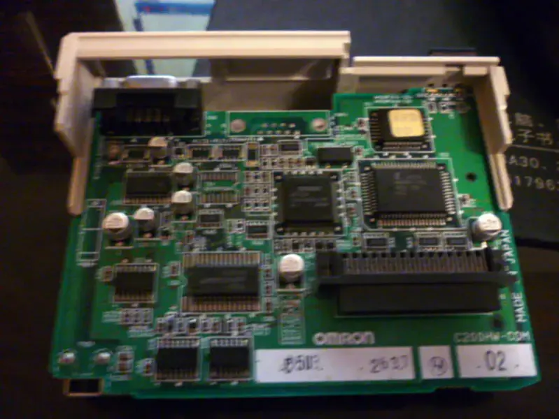 OMRON PLC C200HW-COM02