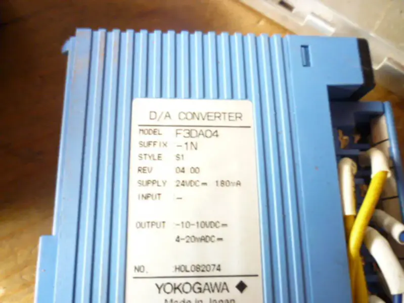 Yokogawa PLC F3DA04-1N