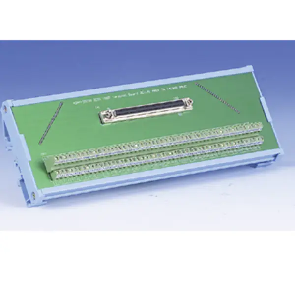 Advantech ADAM-39100-BE 100-pinová deska SCSI s lištou DIN