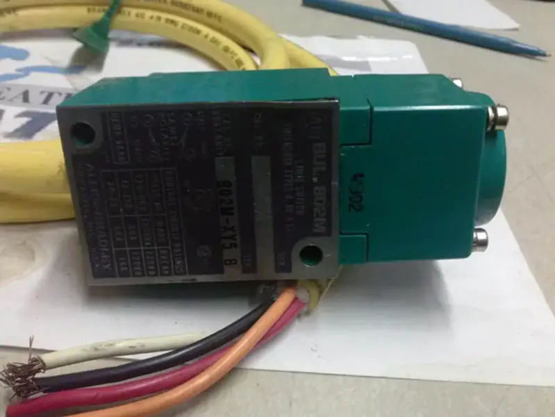 Allen-Bradley 802M-XY5