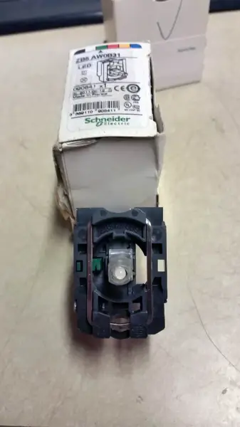 SCHNEIDER ELECTRIC ZB5AW0B31