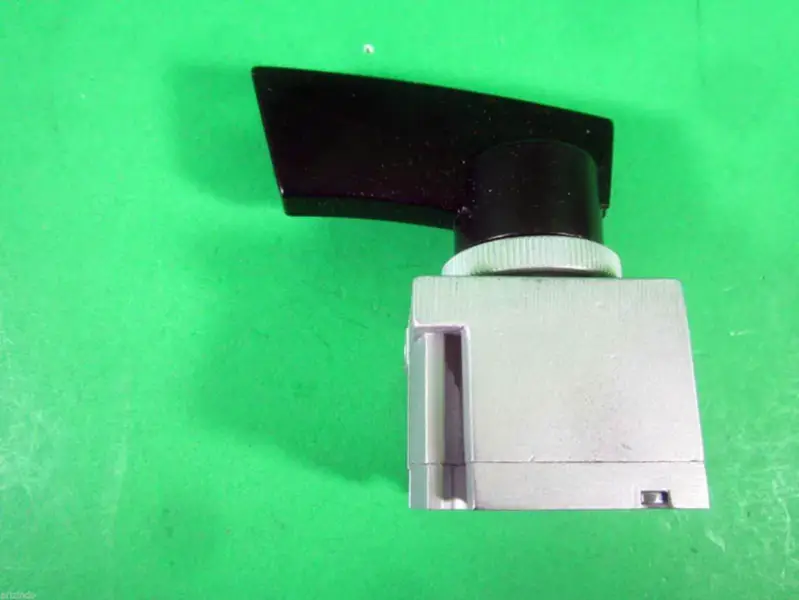 Festo VHER-AH-M04C-G18-UD