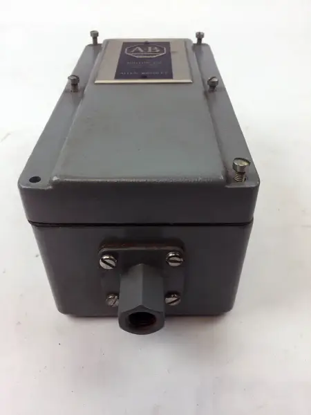 Allen-Bradley 836-C4J