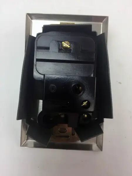 Allen-Bradley 600-TQX4