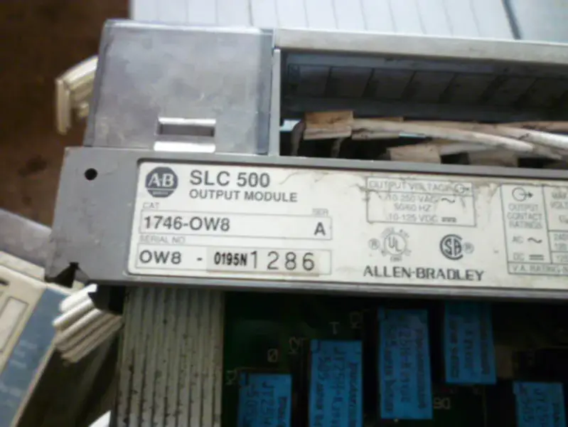 AB PLC SLC500 1746-OW8