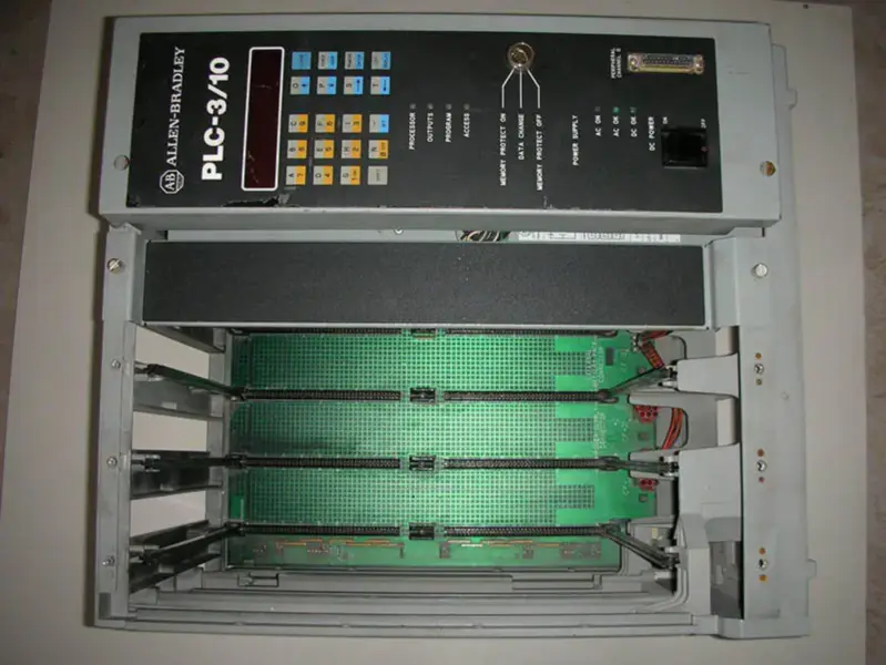 AB PLC 1775-A3 + 1775-P2