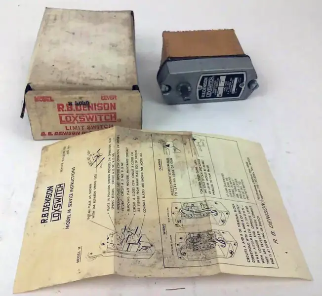 R.B. DENISON M4040