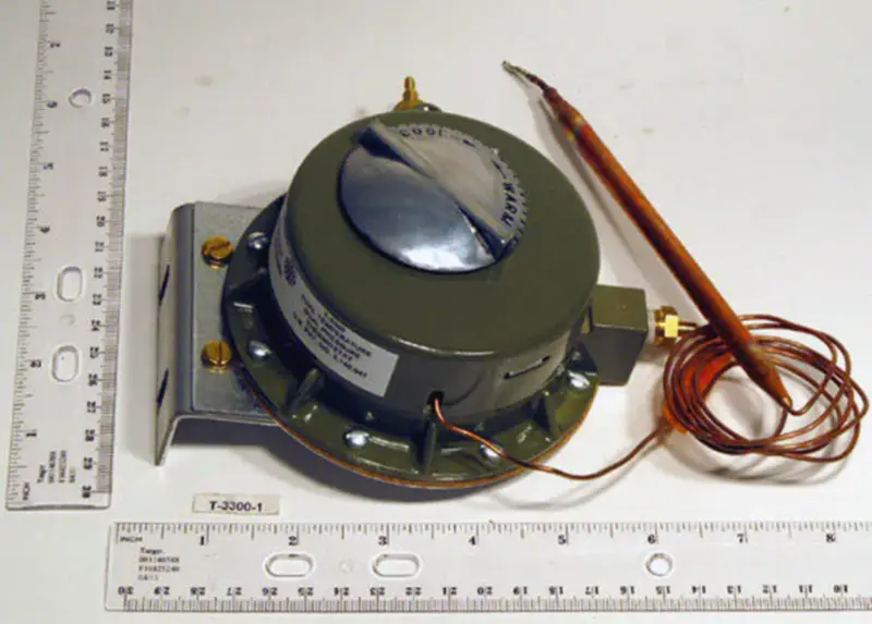 Johnson Controls T33001