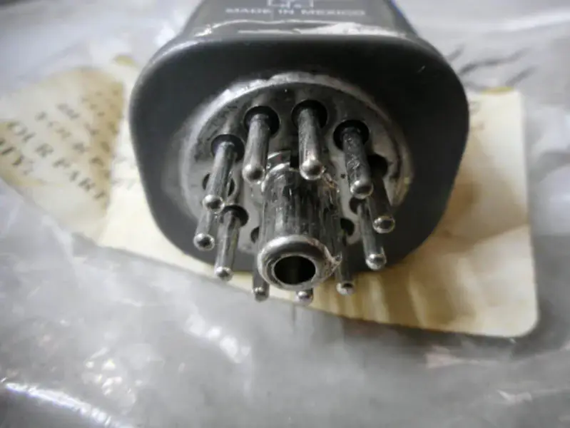 Relé Schneider KR-14AGE-120