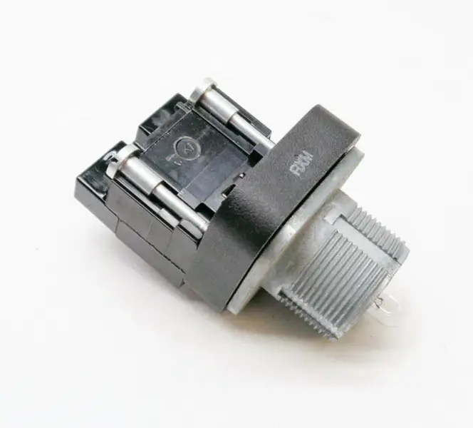 Allen-Bradley 800TP16