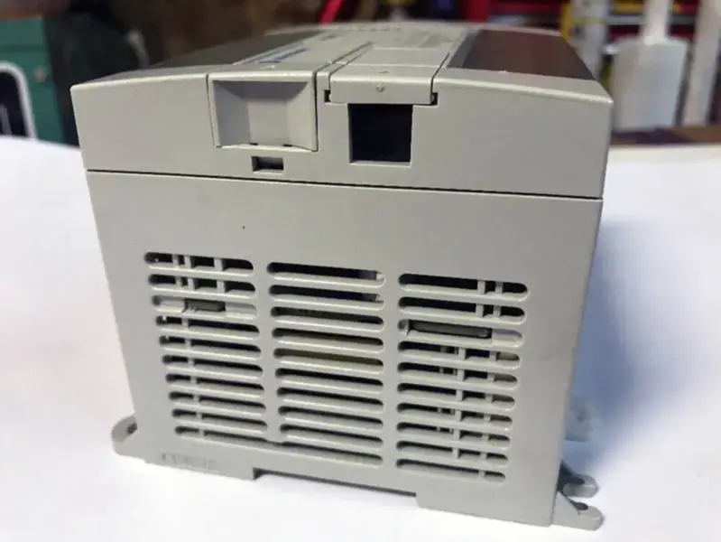 Allen-Bradley 1762-L24BWA