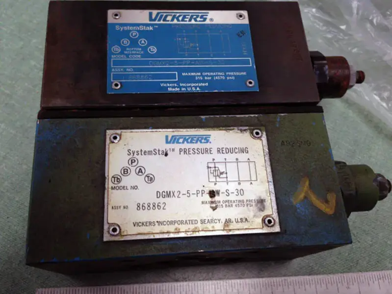 Vickers DGMX25PPAWS30