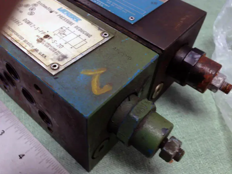 Vickers DGMX25PPAWS30