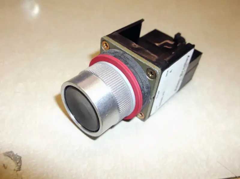 Allen-Bradley 800MR-A2