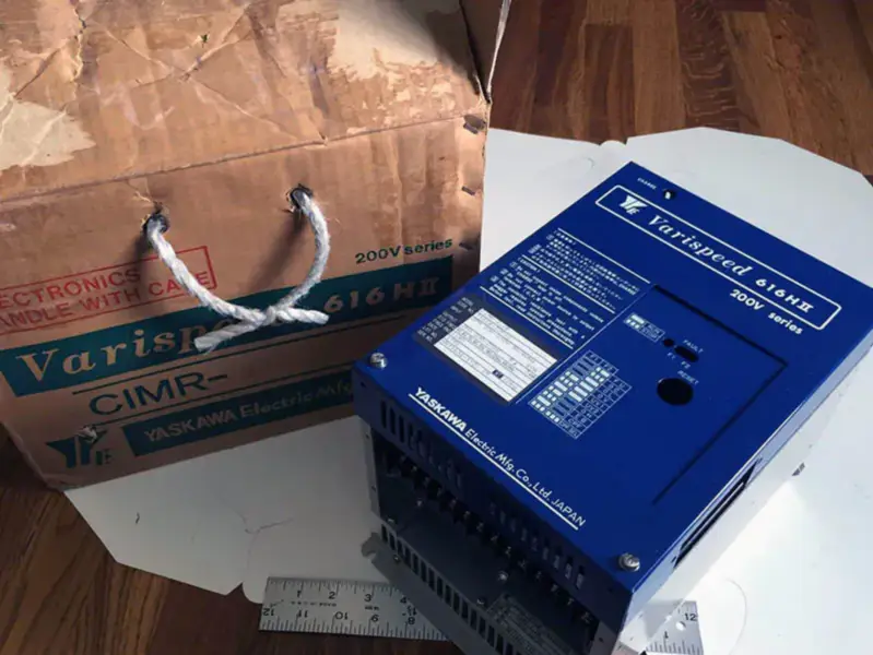 YASKAWA CIMR-2.2B